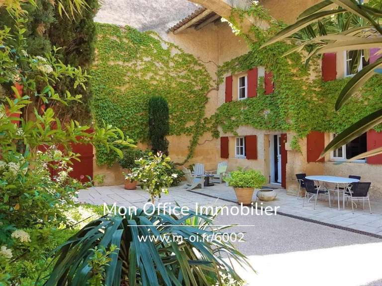Maison Rognes - 6 chambres - 350m²