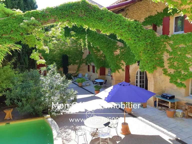 Maison Rognes - 6 chambres - 350m²