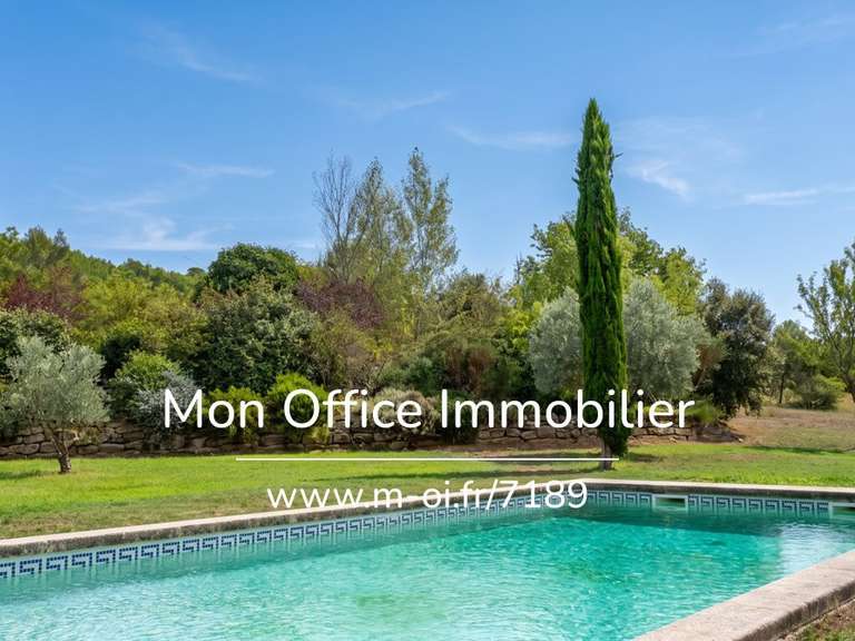Maison Rognes - 5 chambres - 206m²