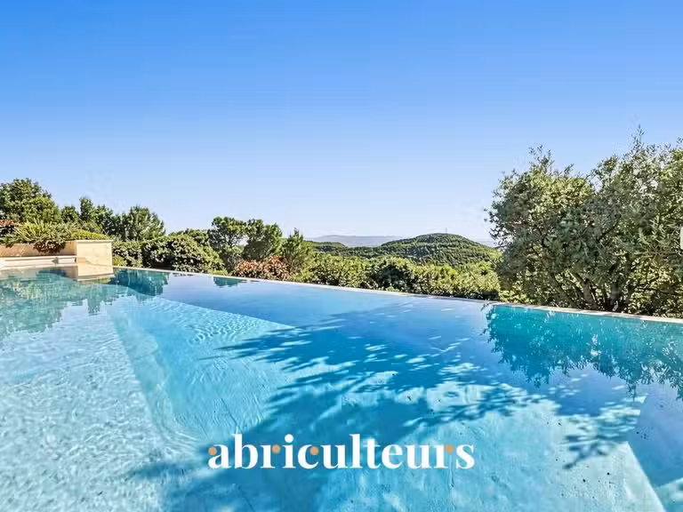 Maison Rognes - 5 chambres - 296m²
