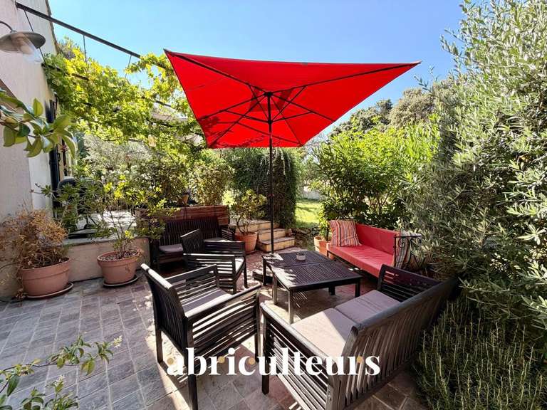 Maison Rognes - 4 chambres - 252m²