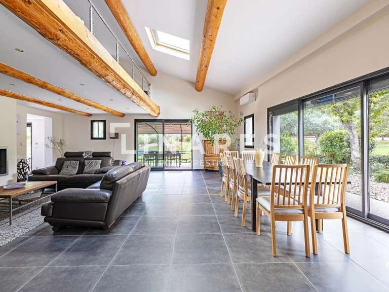 Maison Rognes - 4 chambres - 230m²