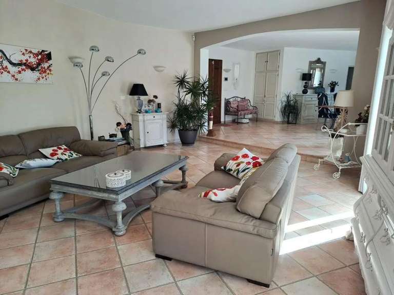 Property Rognes - 5 bedrooms - 283m²