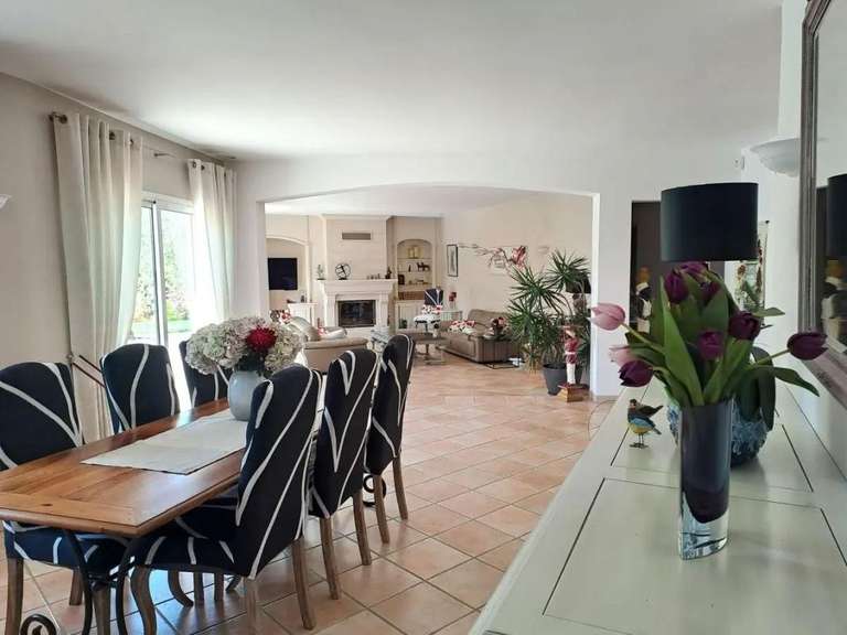 Property Rognes - 5 bedrooms - 283m²