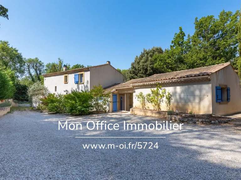 Propriété Rognes - 6 chambres - 270m²