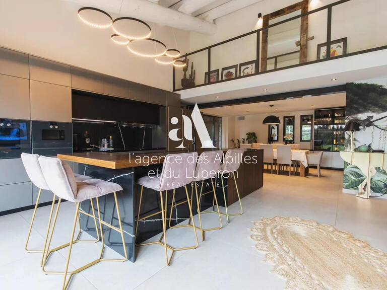 Maison Rognonas - 4 chambres - 250m²