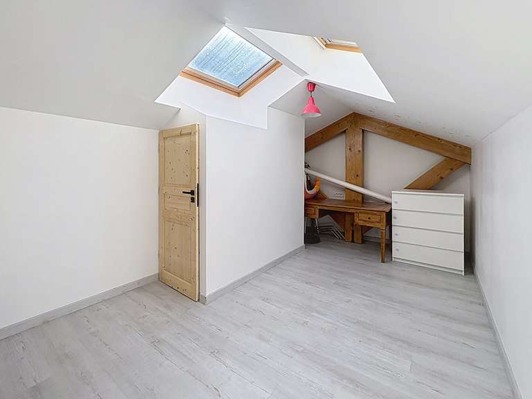 House Rognonas - 5 bedrooms - 250m²