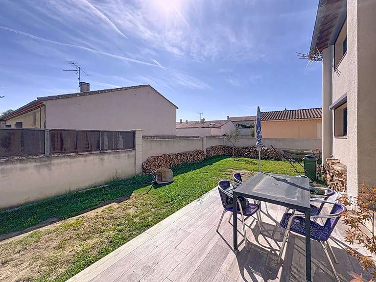 House Rognonas - 5 bedrooms - 250m²