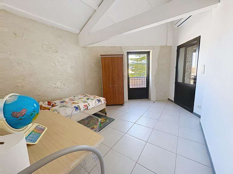 House Rognonas - 5 bedrooms - 250m²