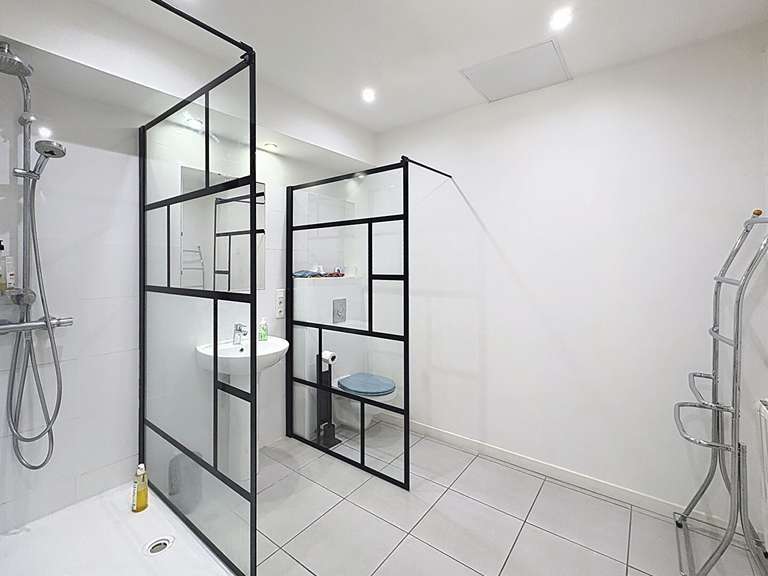 House Rognonas - 5 bedrooms - 250m²