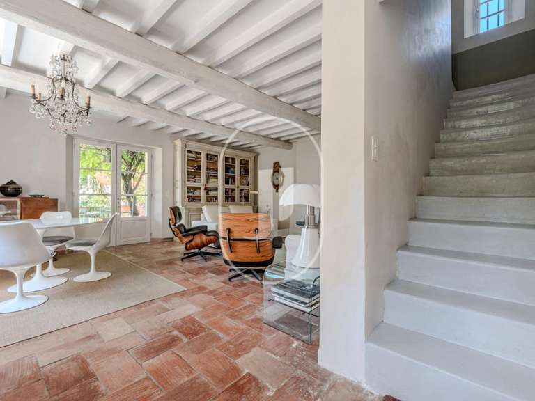 House Rognonas - 6 bedrooms - 217m²