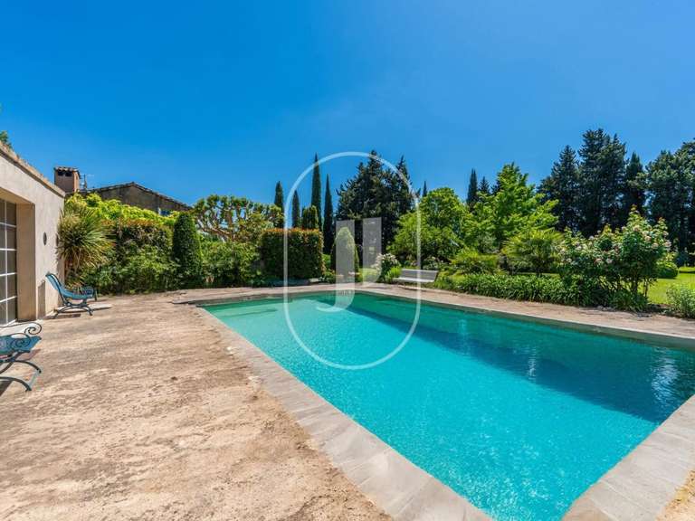 House Rognonas - 6 bedrooms - 217m²