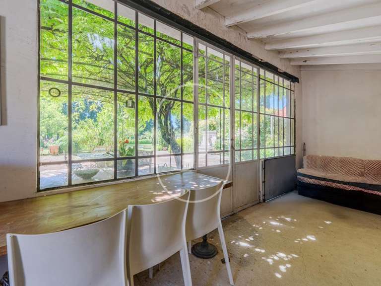 House Rognonas - 6 bedrooms - 217m²