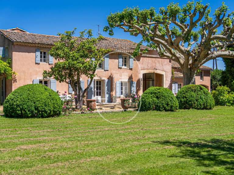 House Rognonas - 6 bedrooms - 217m²