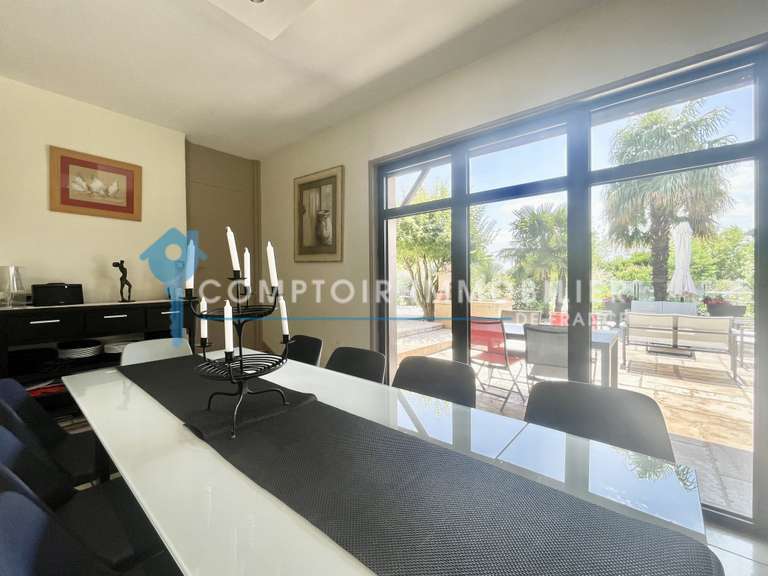 Villa Roiffieux - 8 chambres - 342m²