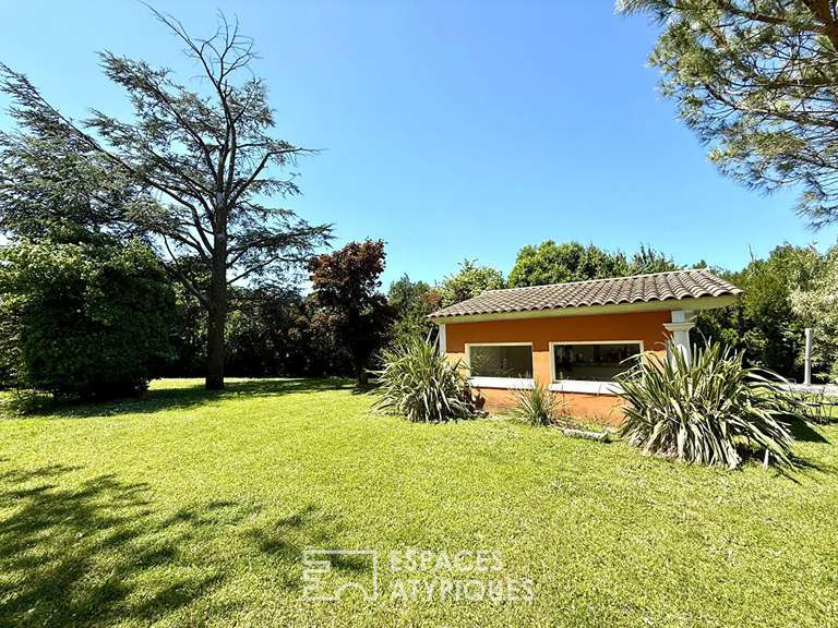 Maison Romans-sur-Isère - 4 chambres - 318m²