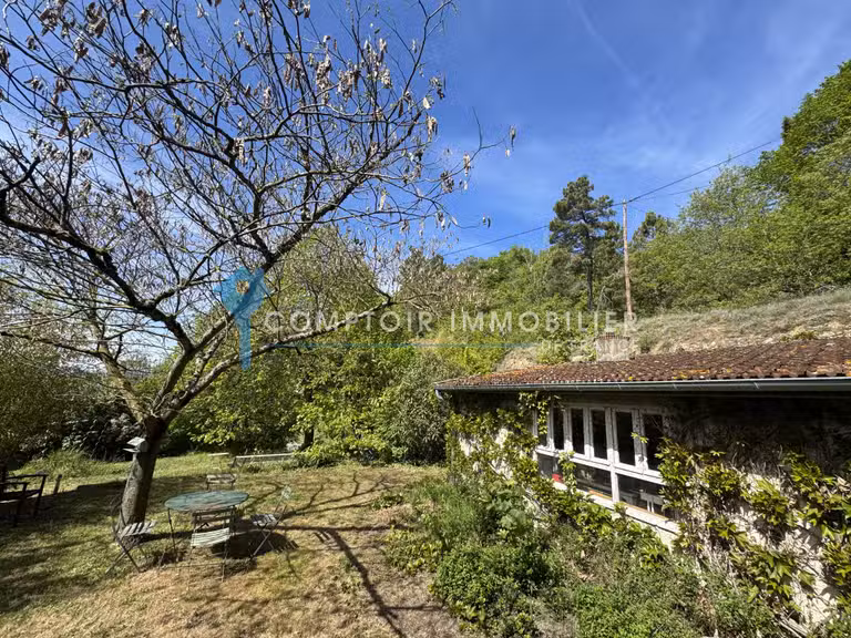 Maison Romans-sur-Isère - 3 chambres - 195m²