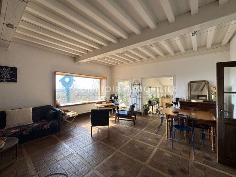 Maison Romans-sur-Isère - 3 chambres - 195m²