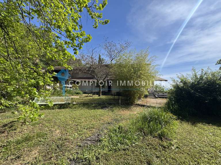 House Romans-sur-Isère - 3 bedrooms - 195m²