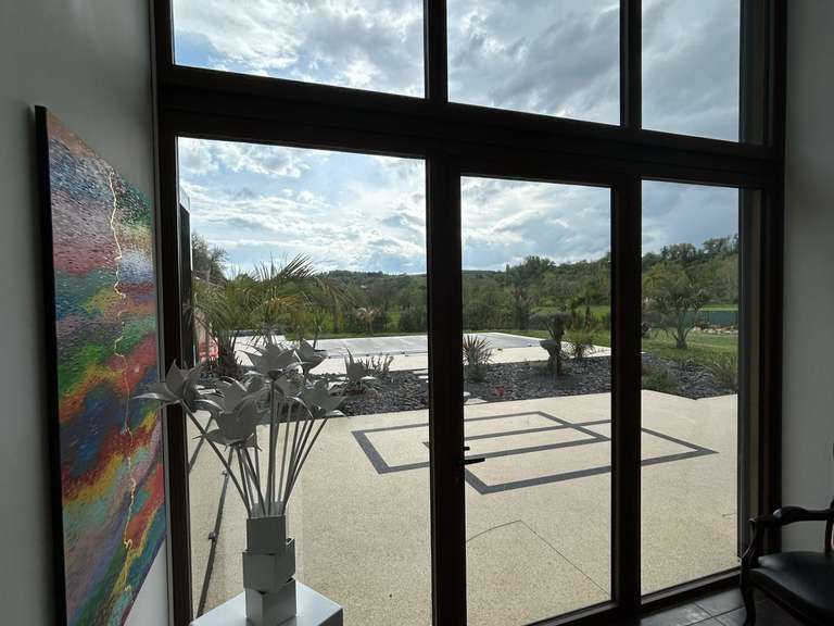 Maison Romans-sur-Isère - 5 chambres - 248m²