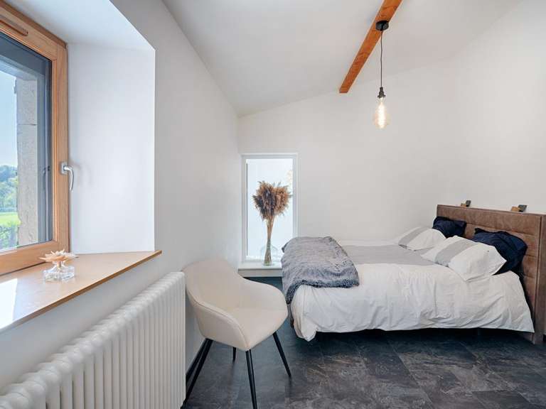 Maison Romans-sur-Isère - 5 chambres - 248m²