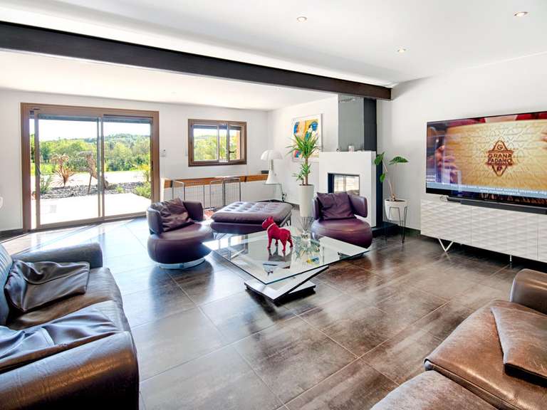 Maison Romans-sur-Isère - 5 chambres - 248m²