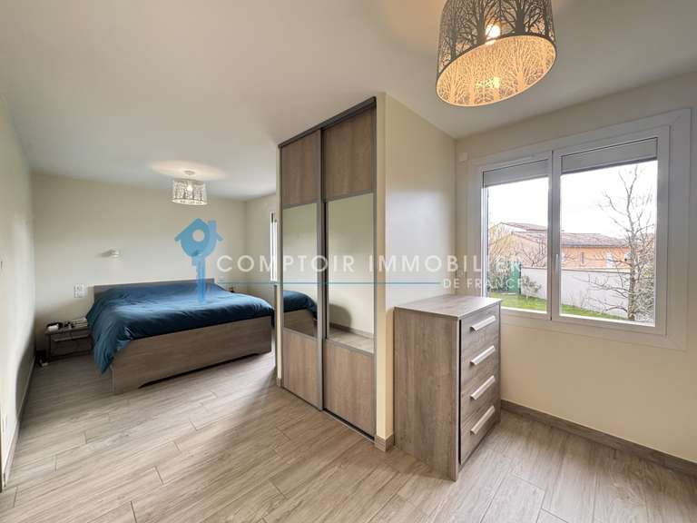 Villa Romans-sur-Isère - 3 bedrooms - 150m²