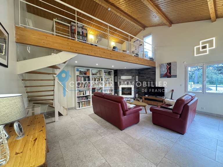 Villa Romans-sur-Isère - 3 bedrooms - 150m²