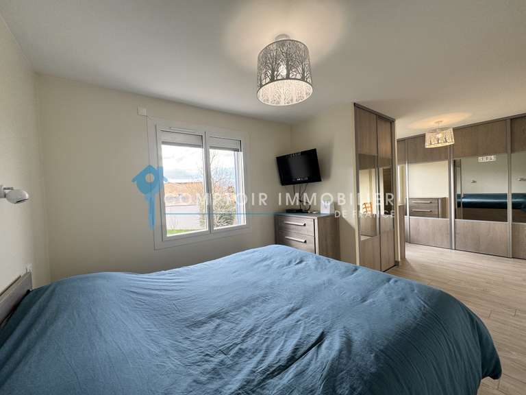 Villa Romans-sur-Isère - 3 bedrooms - 150m²