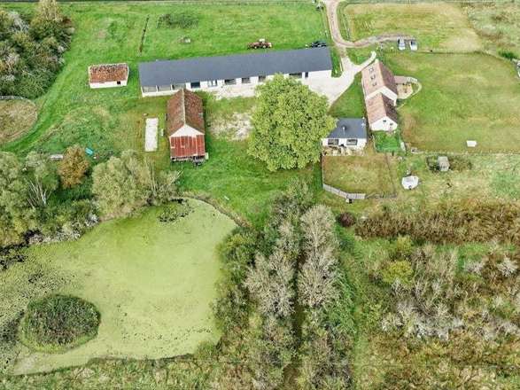 House Romorantin-Lanthenay - 8 bedrooms - 530m²