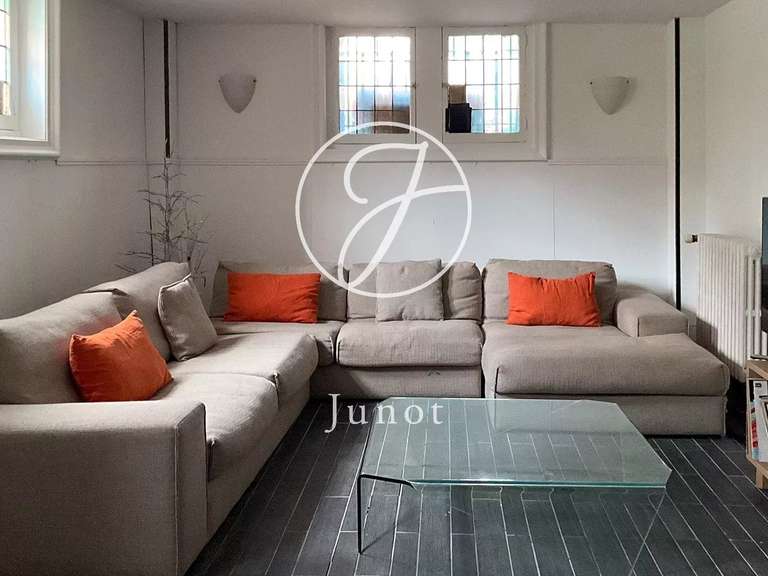 Maison Roncq - 5 chambres - 355m²