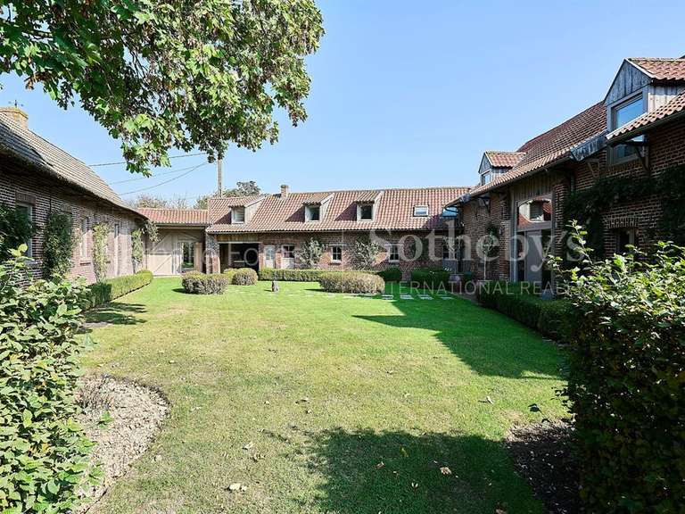 Maison Roncq - 5 chambres - 300m²