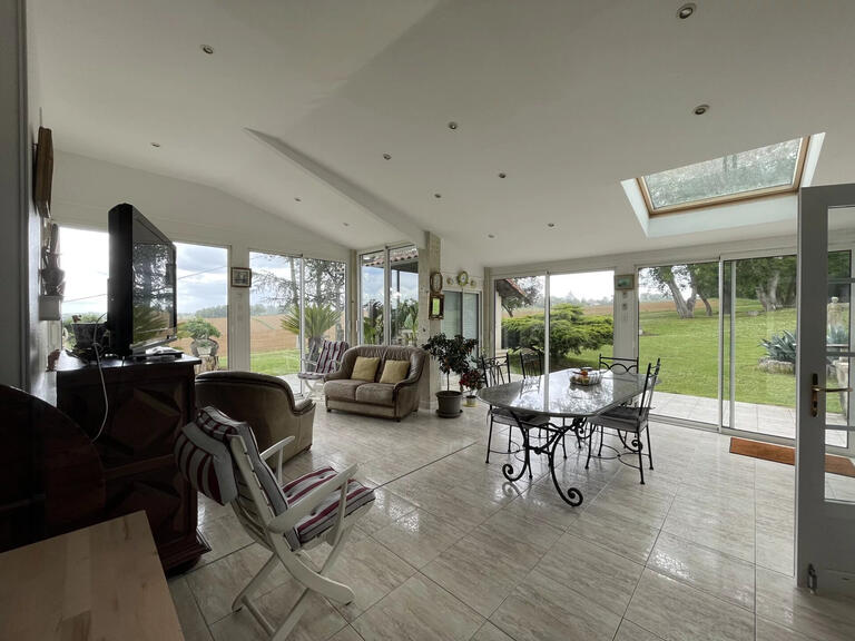 House Roquebrune - 8 bedrooms - 378m²