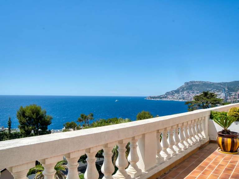 Apartment Roquebrune-Cap-Martin - 2 bedrooms - 108m²