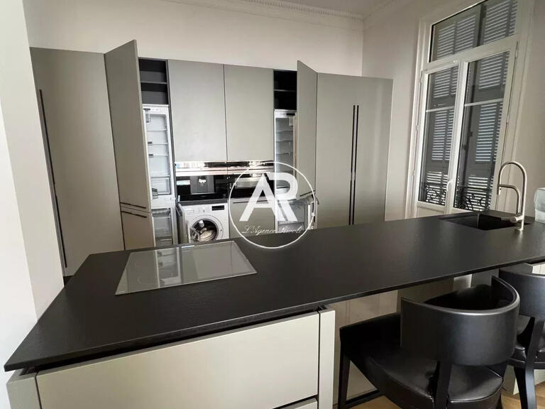 Appartement Roquebrune-Cap-Martin - 2 chambres - 160m²