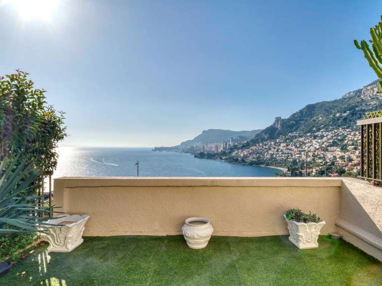 Apartment Roquebrune-Cap-Martin - 2 bedrooms - 102m²