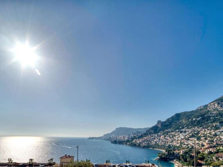 Apartment Roquebrune-Cap-Martin - 2 bedrooms - 102m²