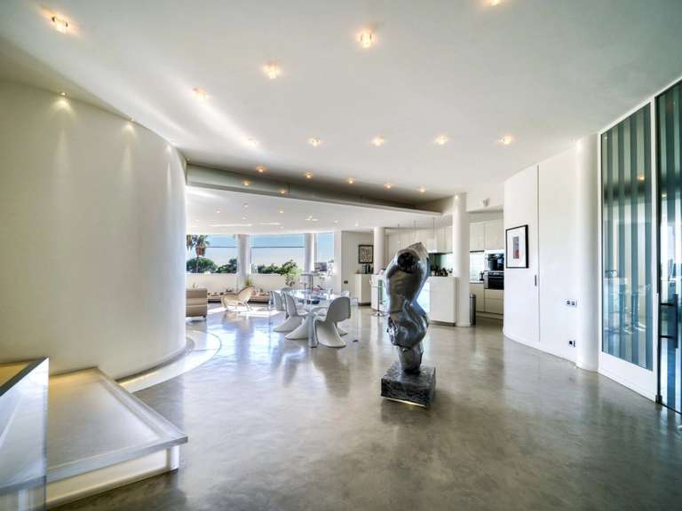 Apartment Roquebrune-Cap-Martin - 3 bedrooms - 330m²