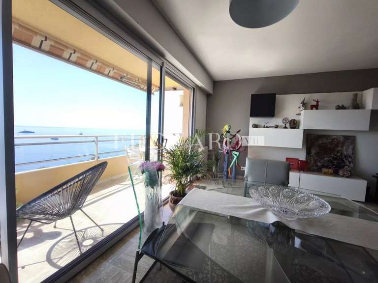 Apartment Roquebrune-Cap-Martin - 2 bedrooms - 107m²