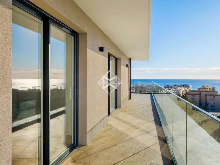 Appartement Roquebrune-Cap-Martin - 2 chambres - 152m²