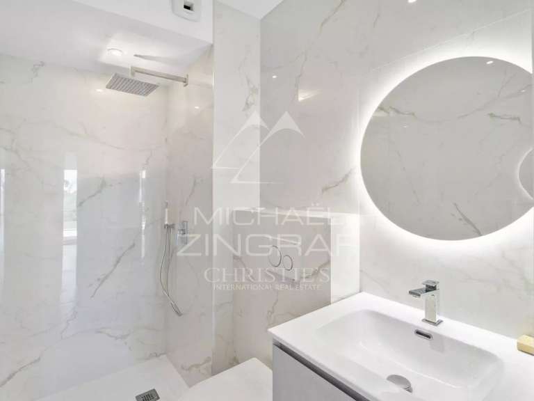 Appartement Roquebrune-Cap-Martin - 2 chambres - 61m²