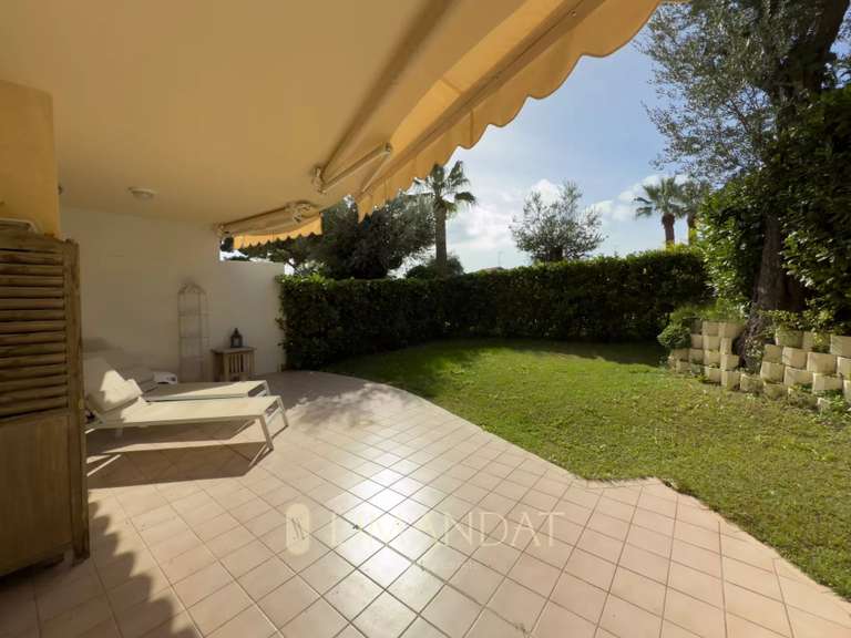 Apartment Roquebrune-Cap-Martin - 2 bedrooms - 77m²