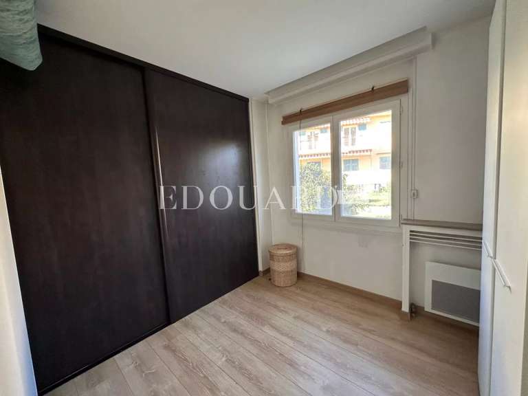 Appartement Roquebrune-Cap-Martin - 2 chambres - 60m²