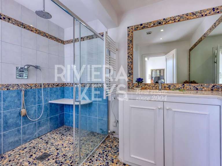 Appartement Roquebrune-Cap-Martin - 2 chambres - 138m²