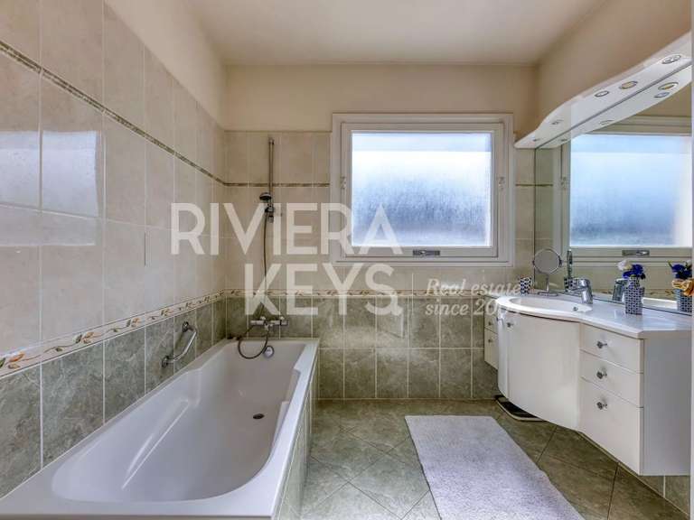 Appartement Roquebrune-Cap-Martin - 2 chambres - 138m²