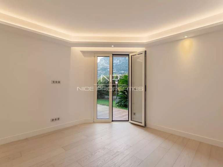 Apartment Roquebrune-Cap-Martin - 3 bedrooms - 138m²