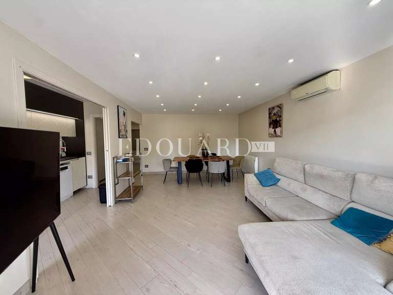 Appartement Roquebrune-Cap-Martin - 2 chambres - 69m²