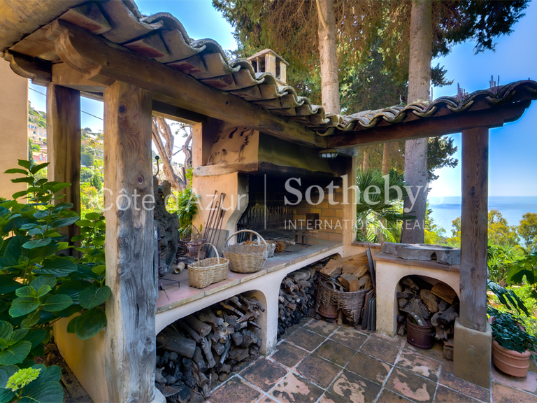 Maison Roquebrune-Cap-Martin - 4 chambres - 266m²