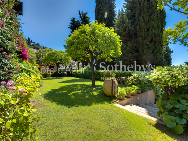 Maison Roquebrune-Cap-Martin - 4 chambres - 266m²