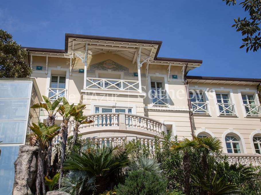 House Roquebrune-Cap-Martin